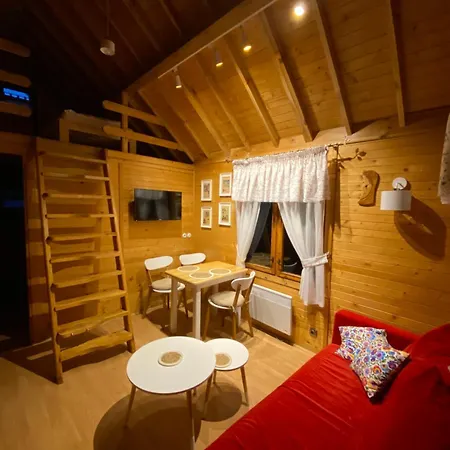 Apartment Land - Drewniany Na Wsi Osiek Maly