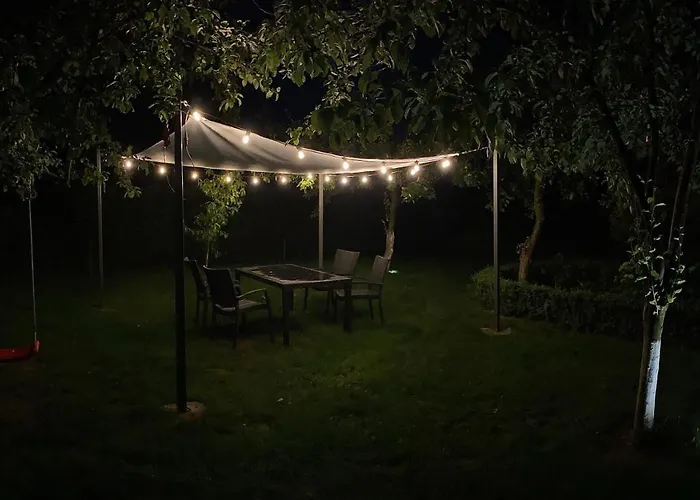 Land - Drewniany Na Wsi